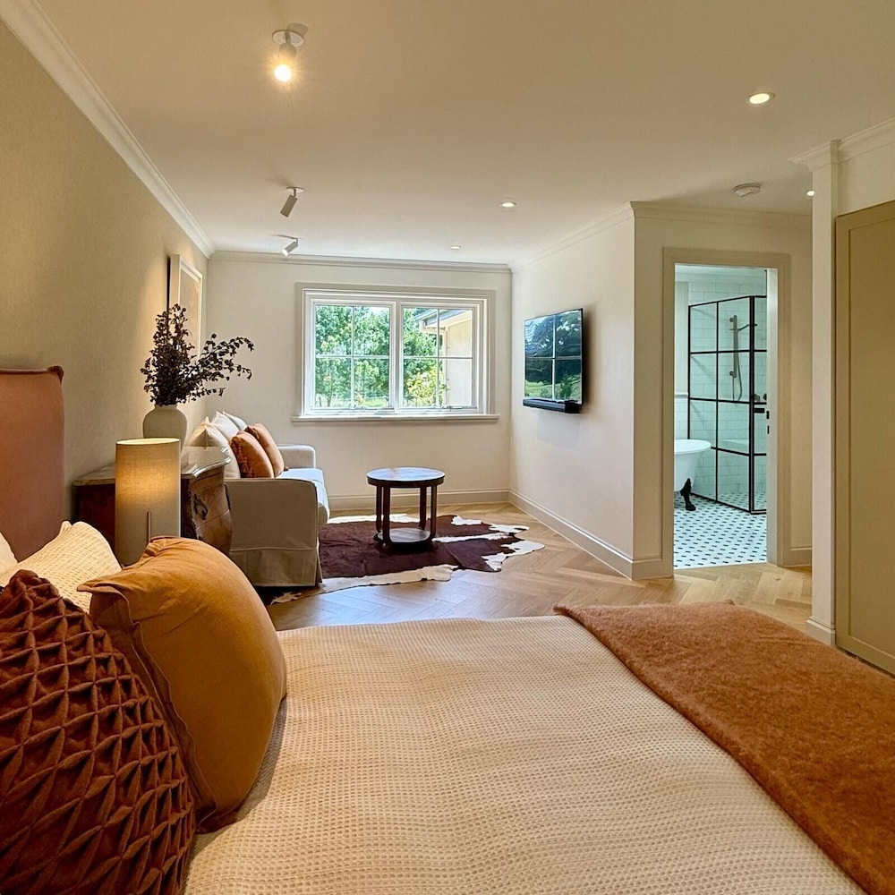Superior Double or Twin Room, Private Bathroom, Garden View photo 1