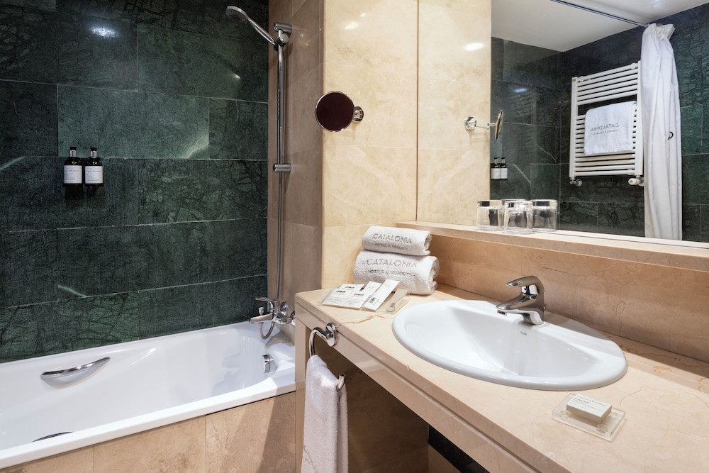 Premium Room - Photo 4