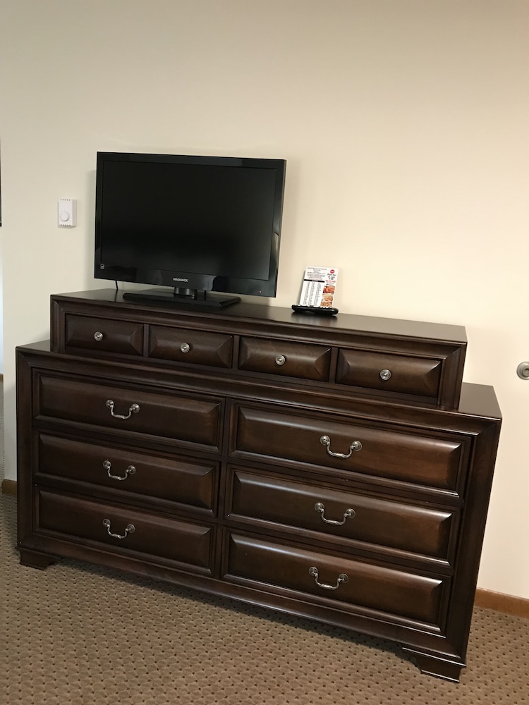 Standard Room, 1 King Bed photo 2
