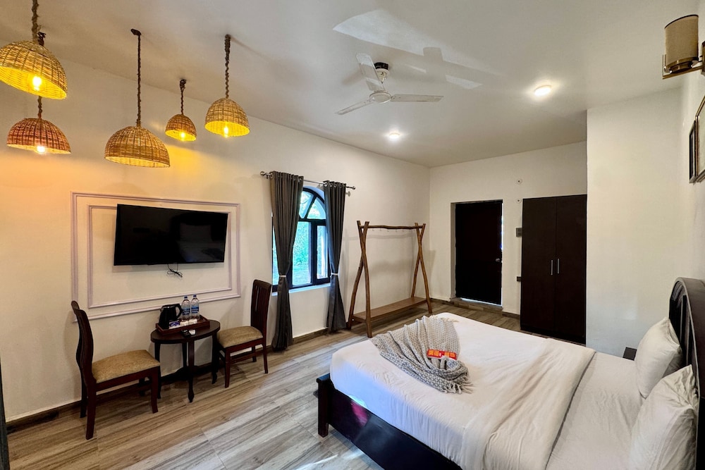 Superior Double Room with Lake View
