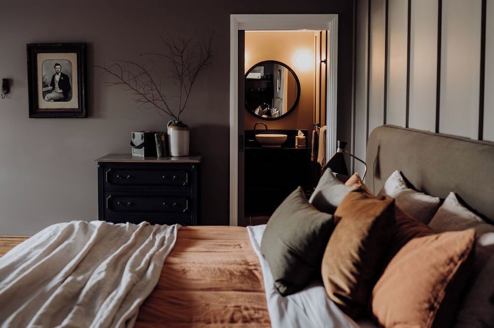 Deluxe Double or Twin Room, Sea View, Courtyard Area photo 3