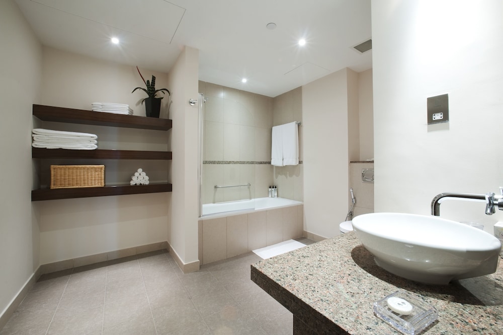 Suite, 1 Bedroom, Smoking, Kitchen photo 2