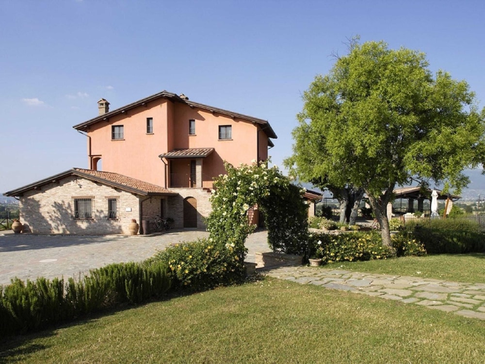 House photo 1