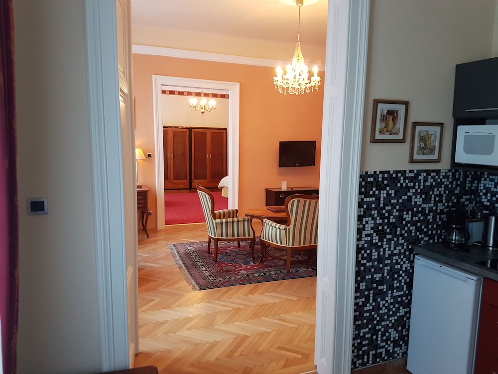 Superior Apartment (2 rooms, 4 persons)