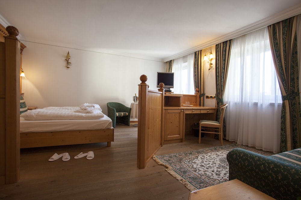 Family Quadruple Room photo 3
