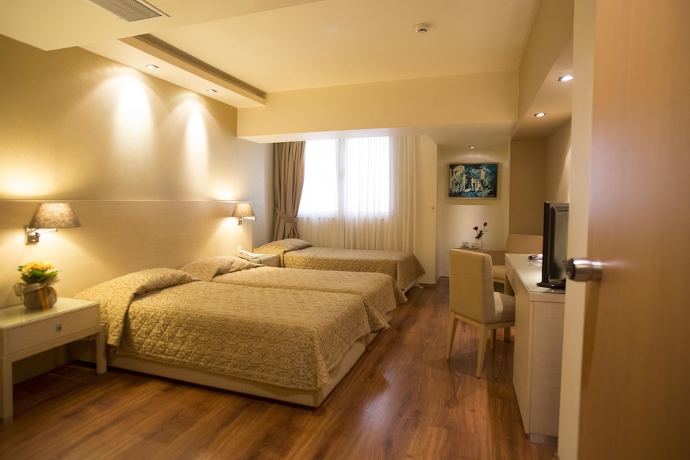 Triple Room - Photo 1