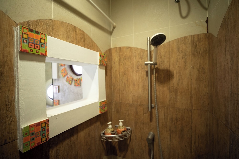 Deluxe Twin Room, Non Smoking, Garden View - Photo 8