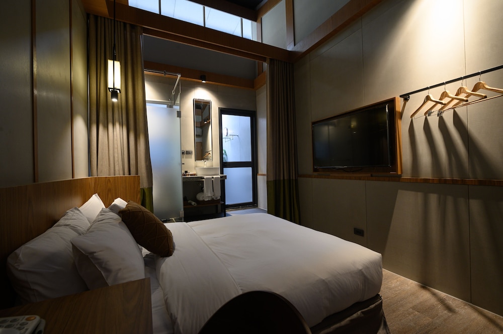 Double Room with Private Bathroom - Photo 4
