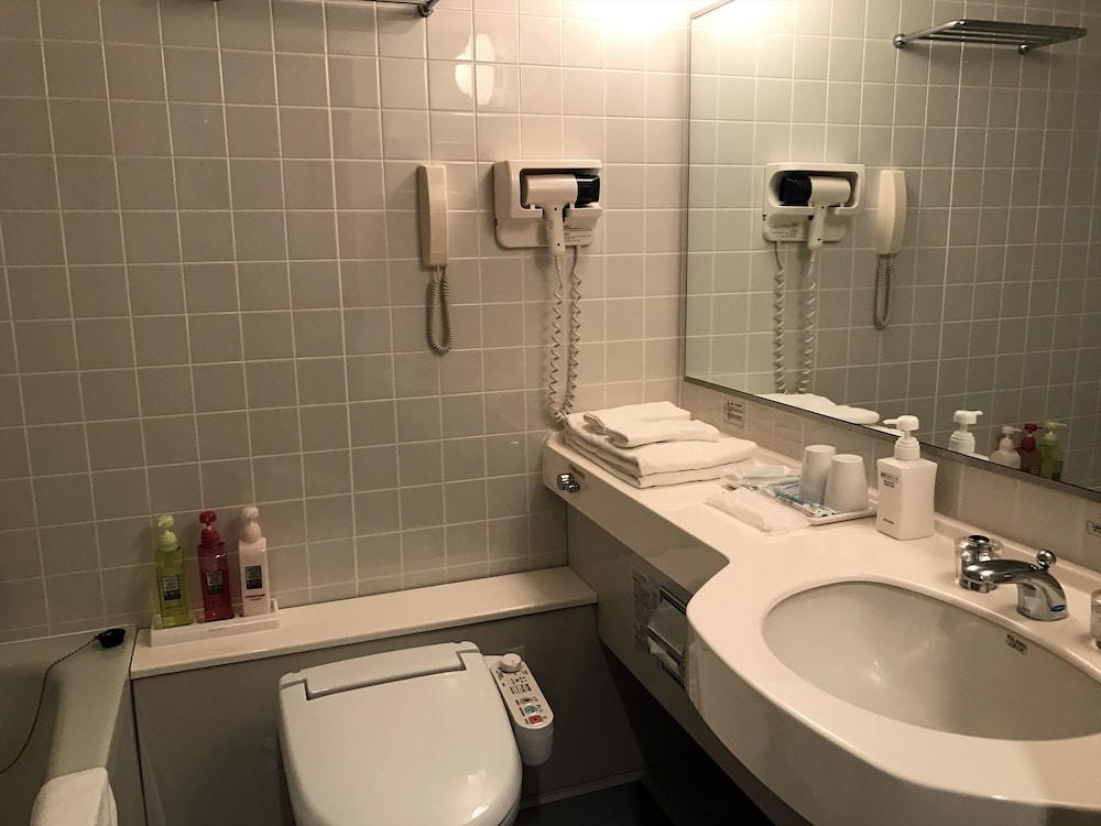 Basic Twin Room photo 2