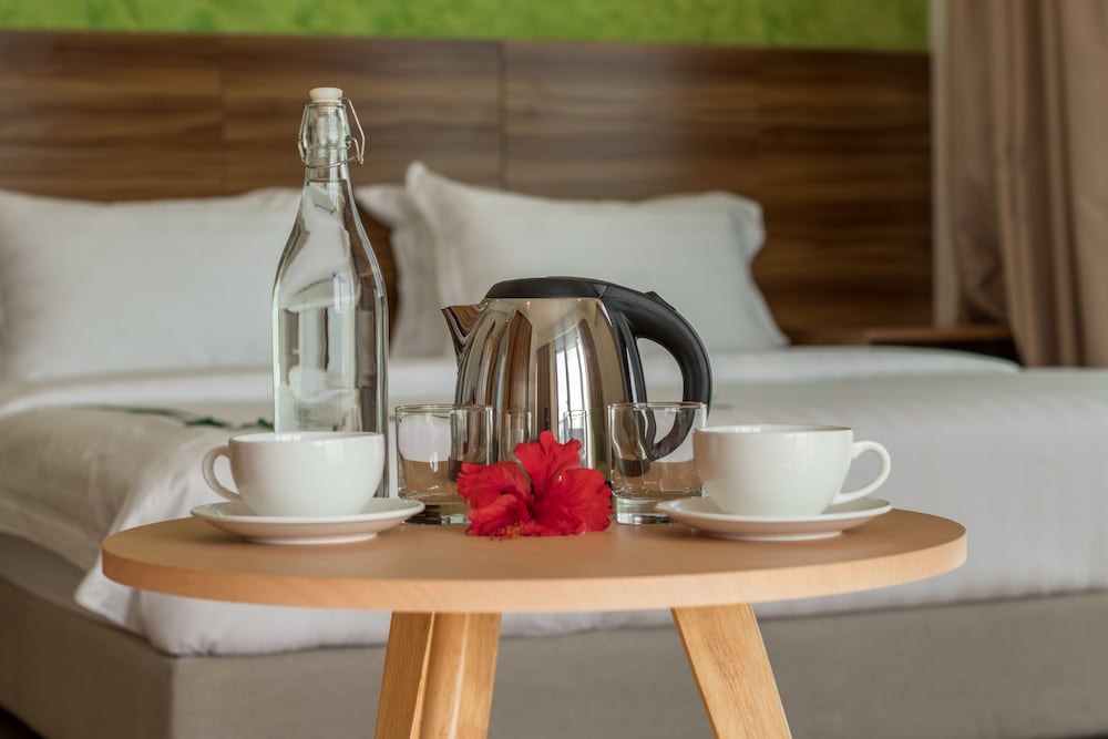 Deluxe Double or Twin Room, 1 King Bed, Sea View photo 2
