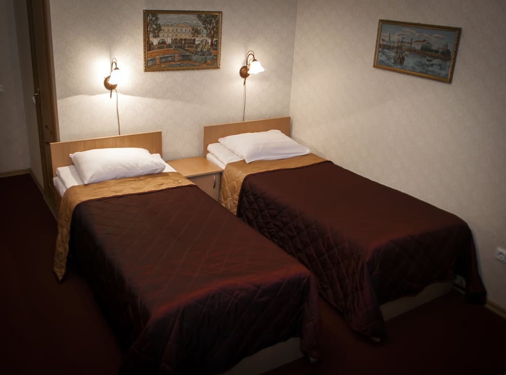 Standard Twin Room photo 3