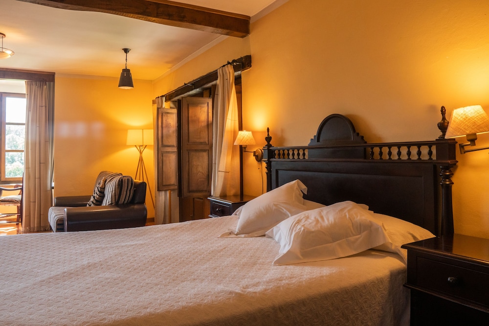 Junior Suite (2 Adults + 2 Children) photo 2