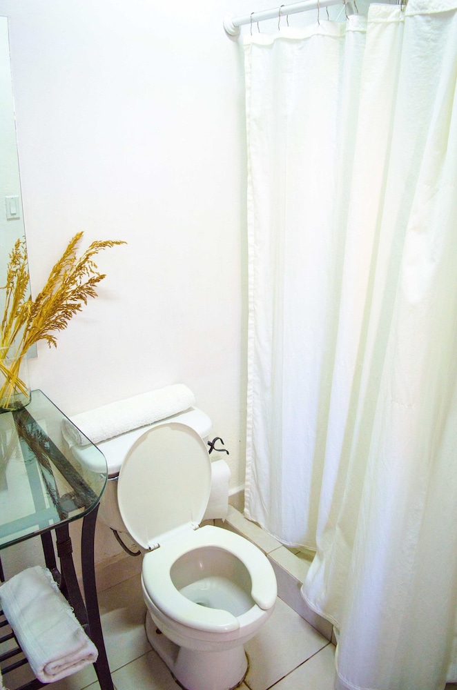 Traditional Room - Photo 3