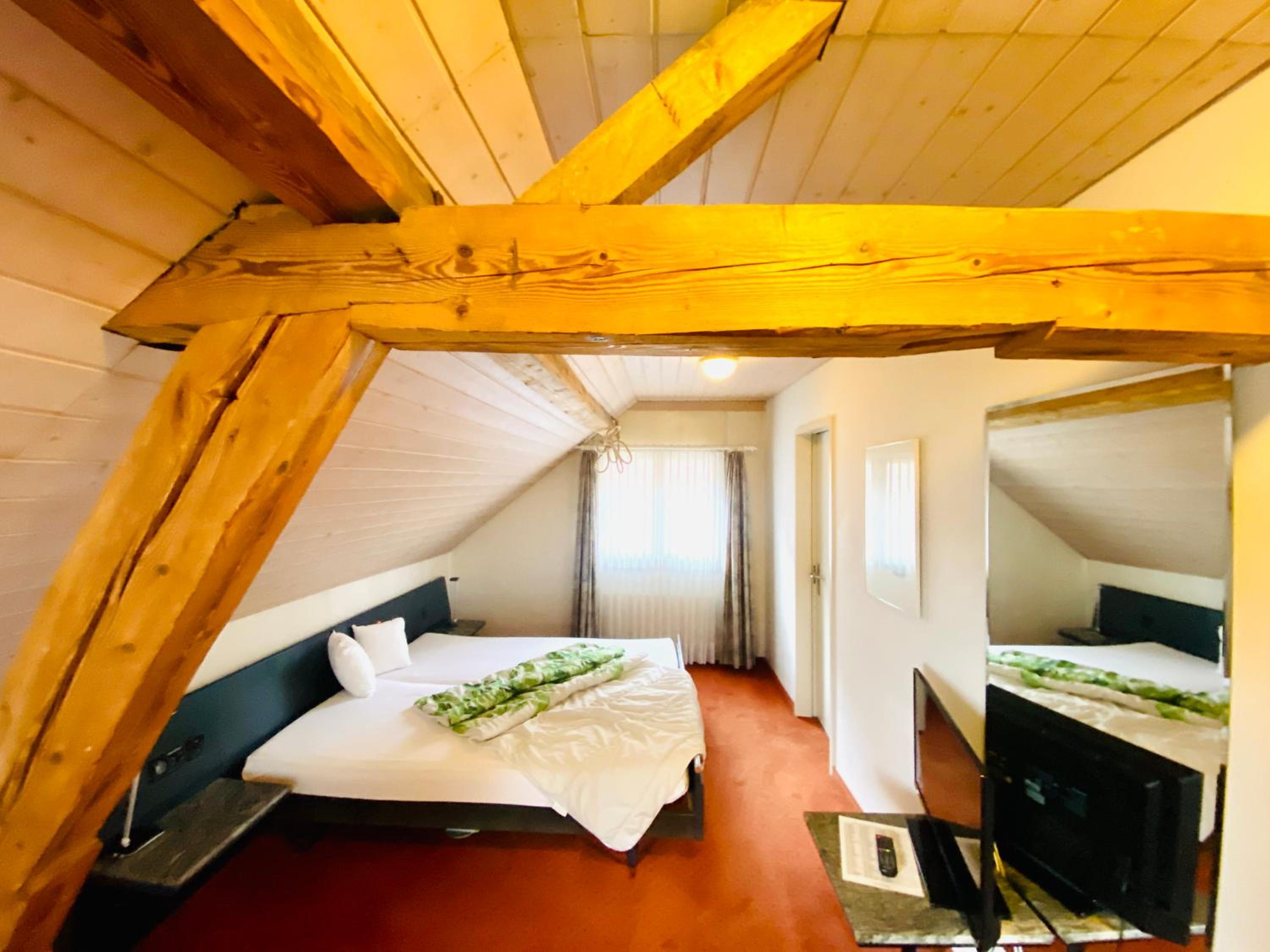 Standard Double Room photo 3
