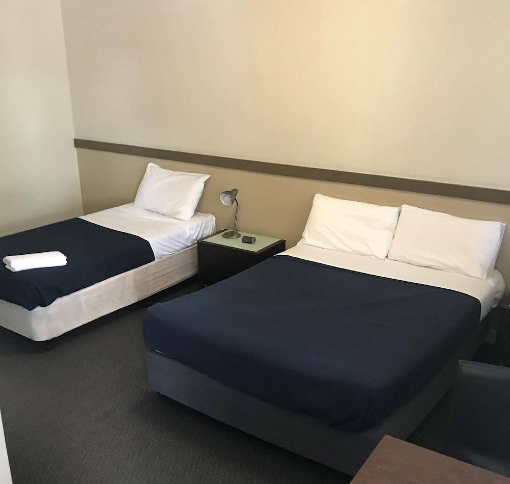 Standard Twin Room, Multiple Beds photo 1