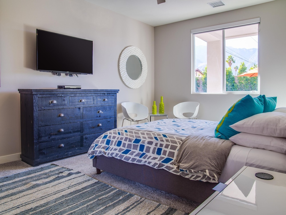 House, Multiple Beds (Sun Haven Escape)