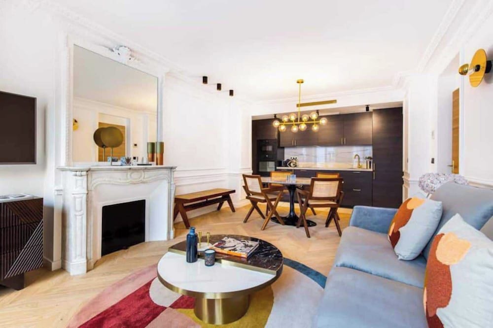 Apartment photo 1