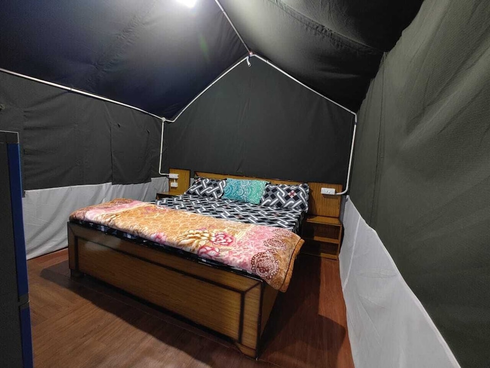 Family Tent, Non Smoking, Garden Area