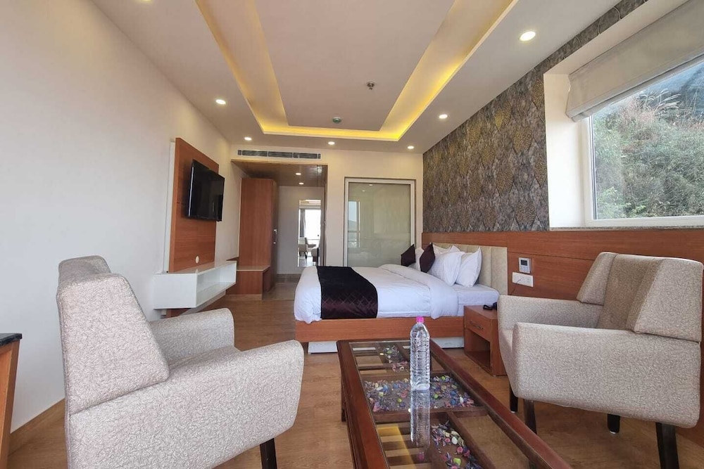 Premium Room - Photo 1