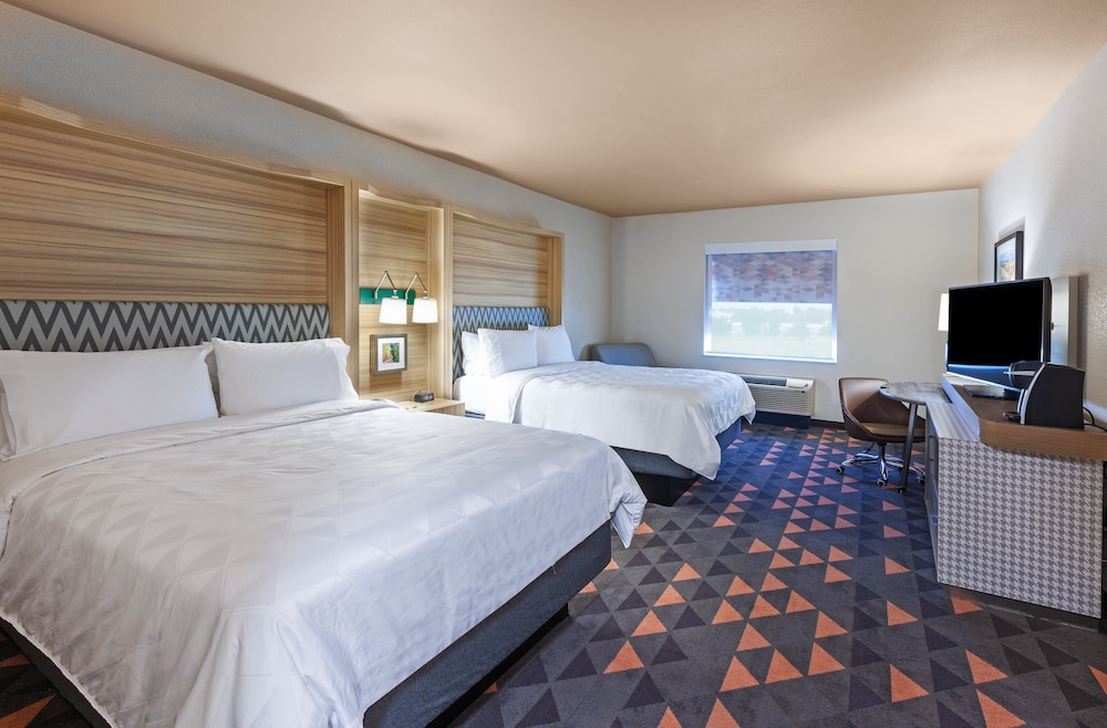 Standard Room, 2 Queen Beds, Accessible, Non Smoking (Communication Accessible) - Photo 3