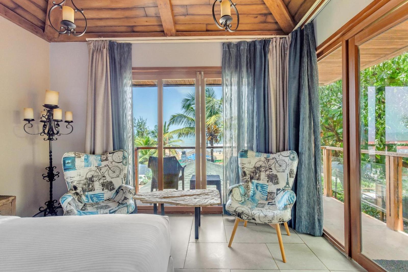 Deluxe Double Room with Balcony and Sea View photo 1