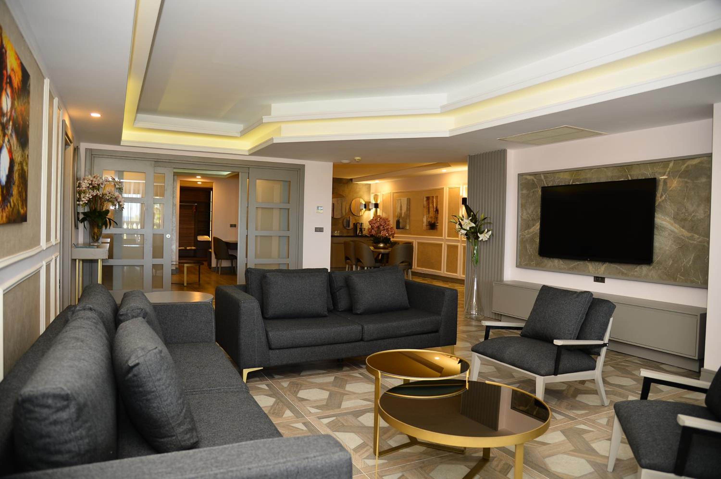 Presidential Suite photo 2