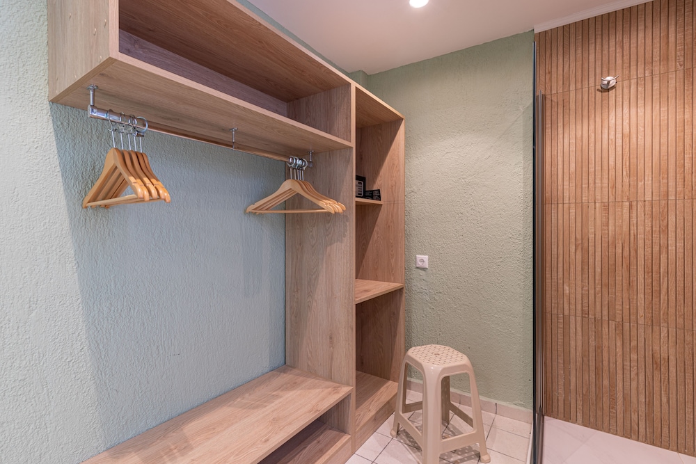 Traditional Studio Suite, Sea View - Photo 8