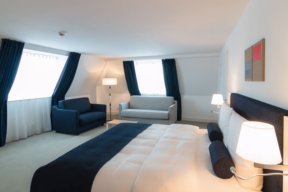 Junior Studio Suite - Photo 1