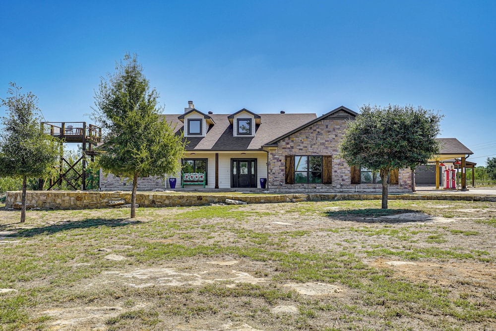 House (5 Bedrooms) photo 2