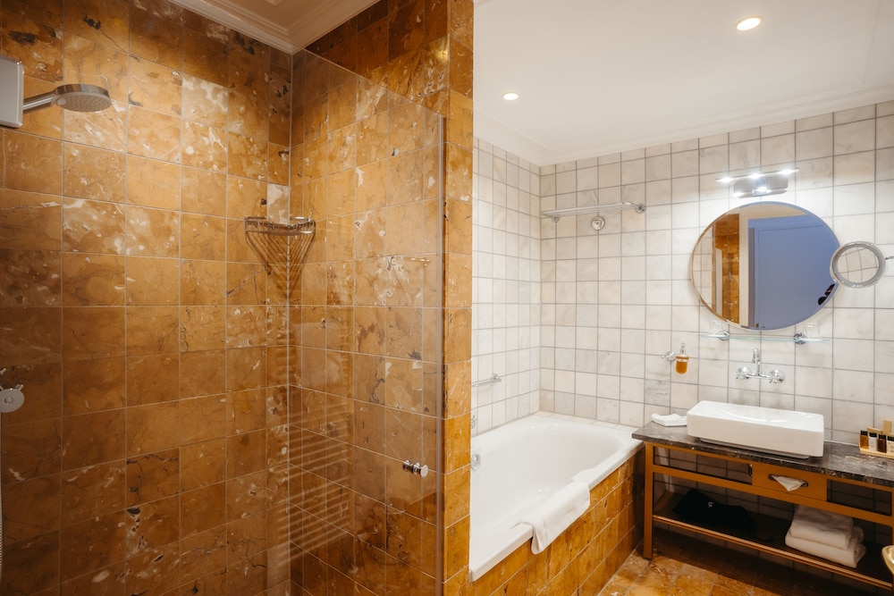 Luxury Room, 1 Double Bed, Non Smoking, Garden View - Photo 4