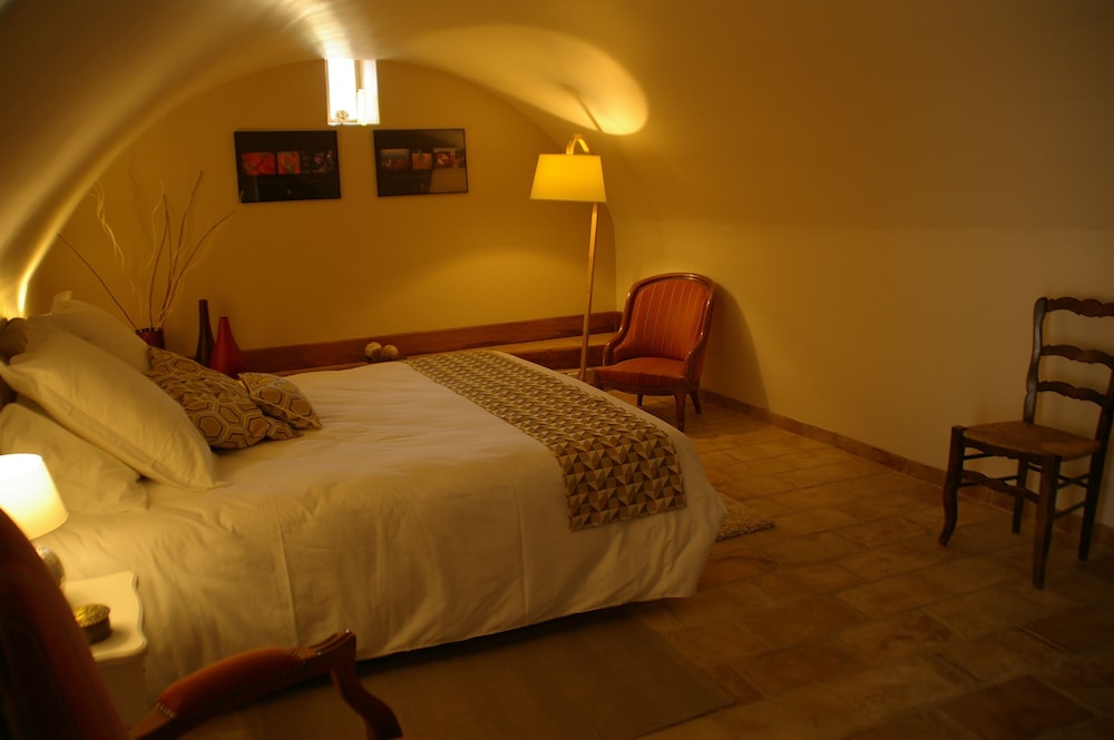 Comfort Triple Room, Ensuite, Garden View (Ninon) photo 1