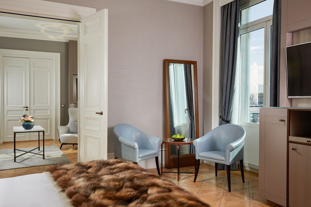 Suite, 1 Bedroom thumbnail 6