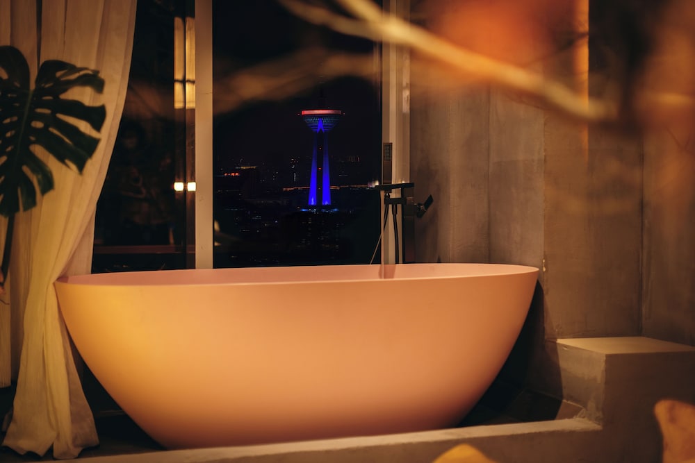 Exclusive Triple Room, City View photo 3