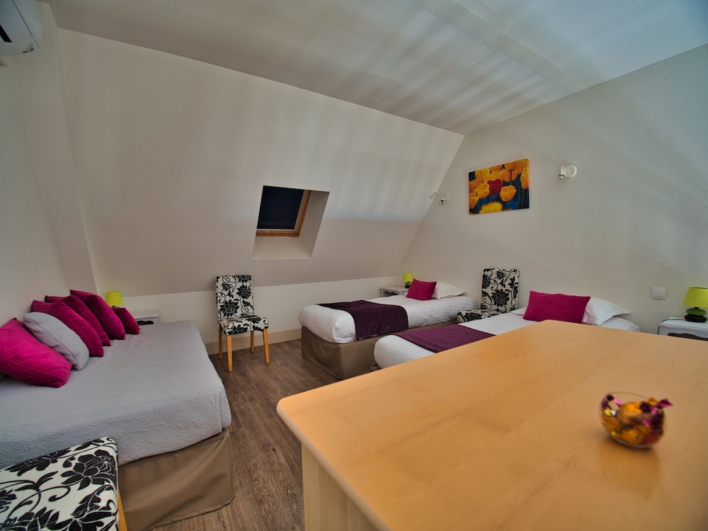 Chambre familiale avec terrasse  vue piscine - Photo 2