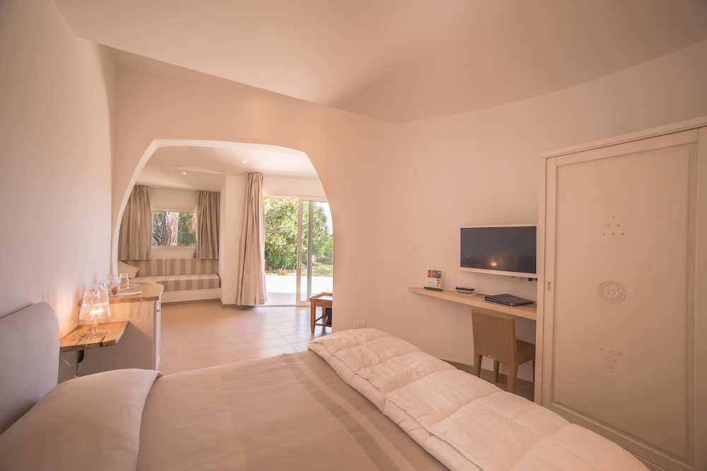 Family Quadruple Room, Multiple Beds, Sea View - Photo 5