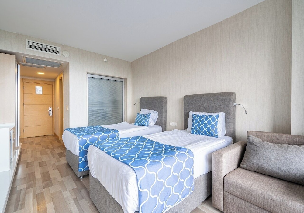 Main Building Single Land View Room