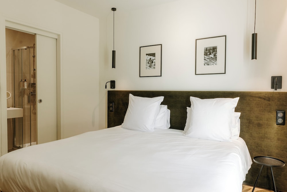 Classic Room - Photo 8