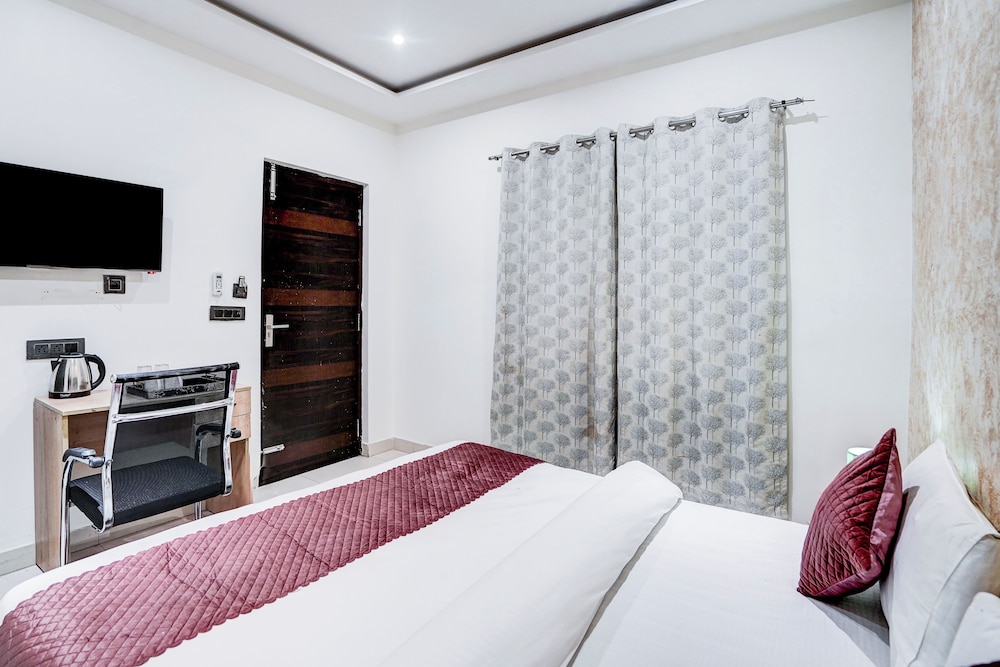 Double Room, City View