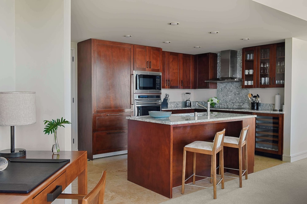 Grand Suite, 2 Bedrooms, Ocean View thumbnail 5