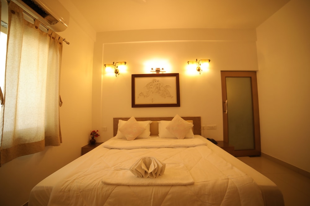 Luxury Suite - Photo 1
