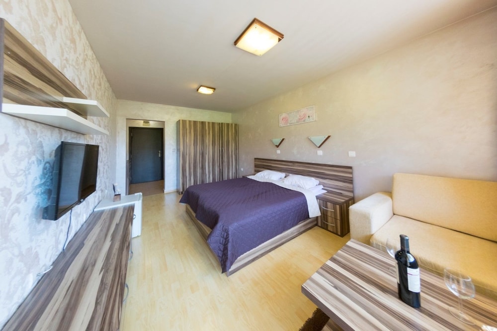 Double Room, Annex Building