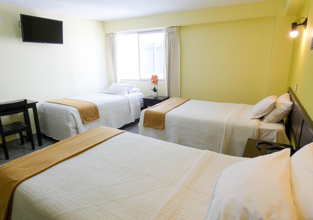 Basic Triple Room