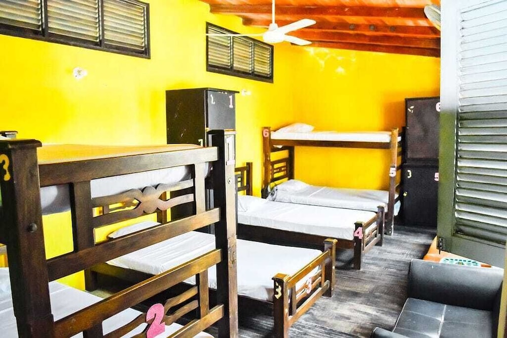 Only Women shared room photo 1