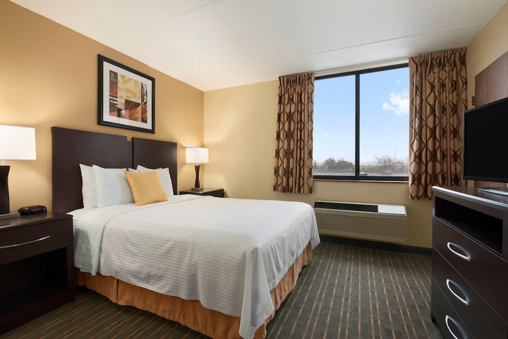 Executive Room, 1 Queen Bed - Photo 1