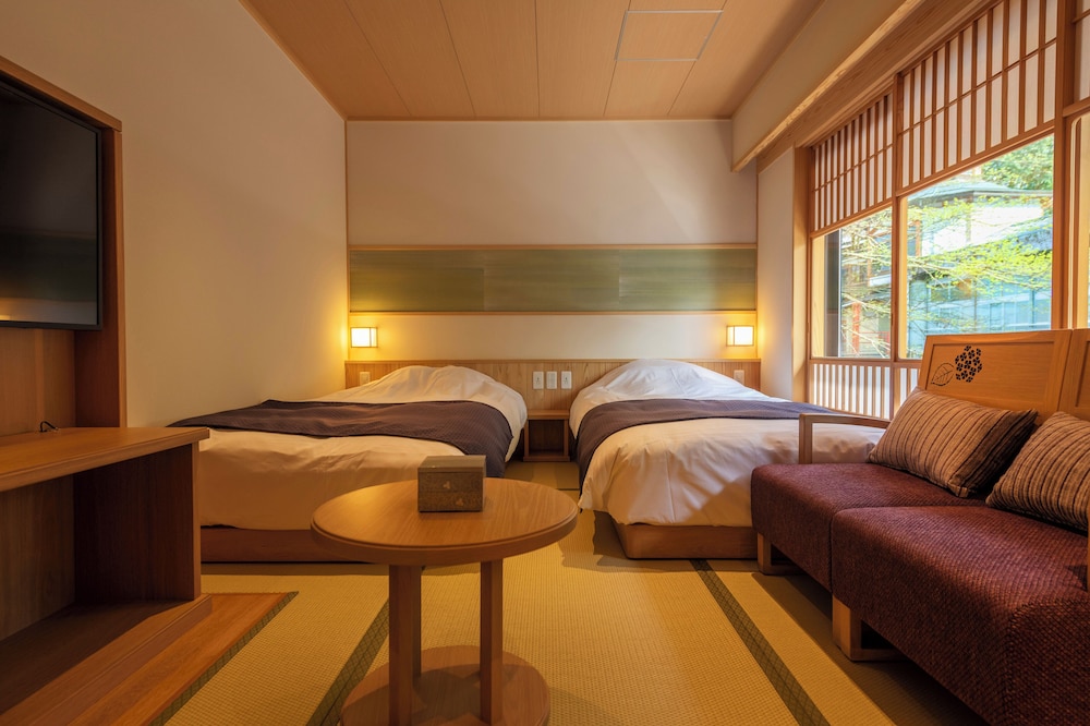 Luxury Twin Room, 2 Twin Beds, River View, Ground Floor (Adult Only, 20sqm) photo 1