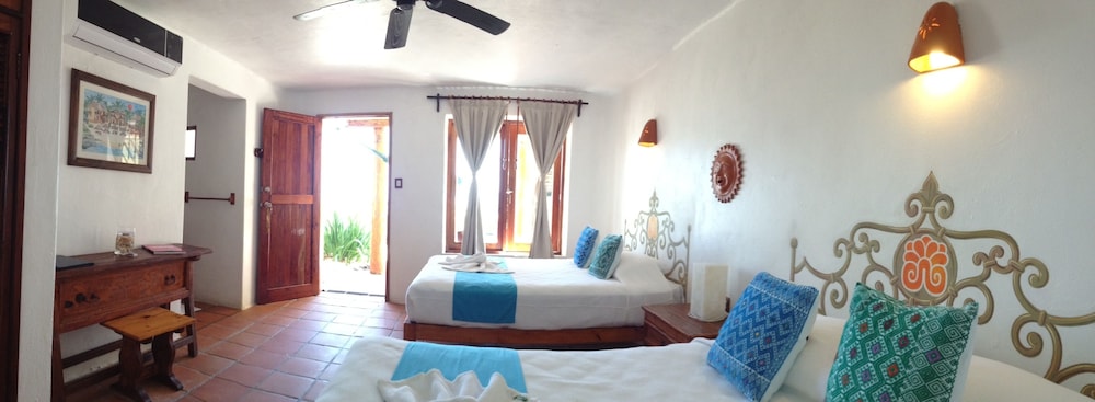 Room, 2 Queen Beds, Ocean View