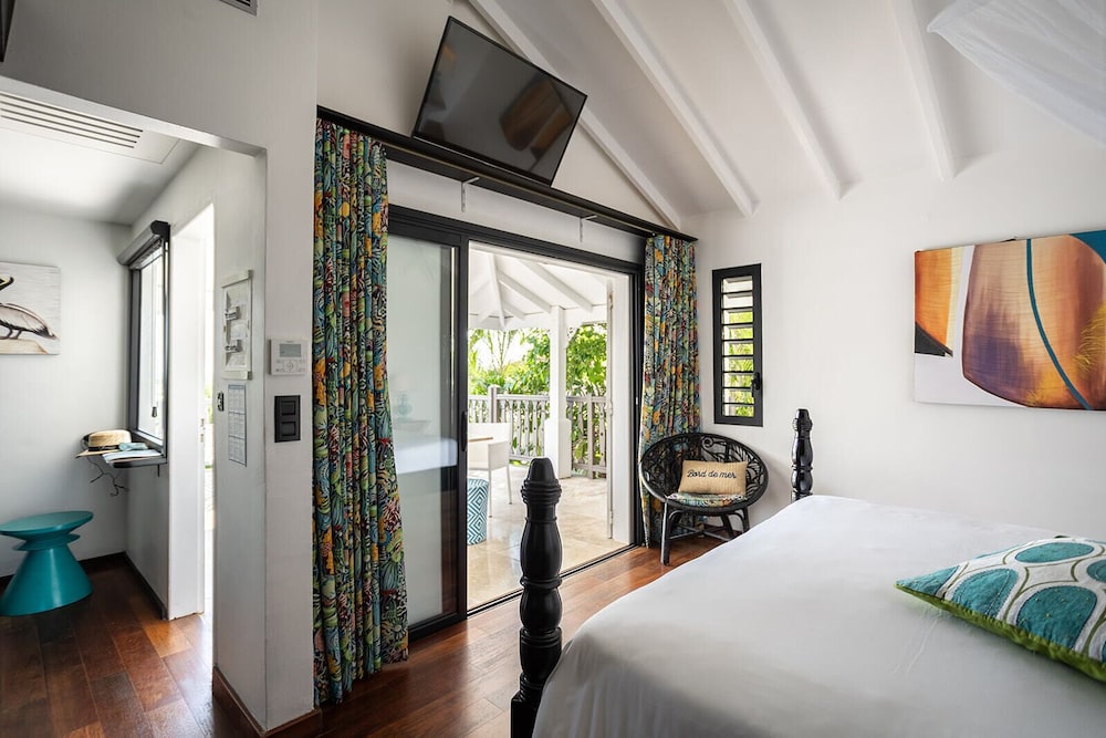 Bungalow, Sea View
