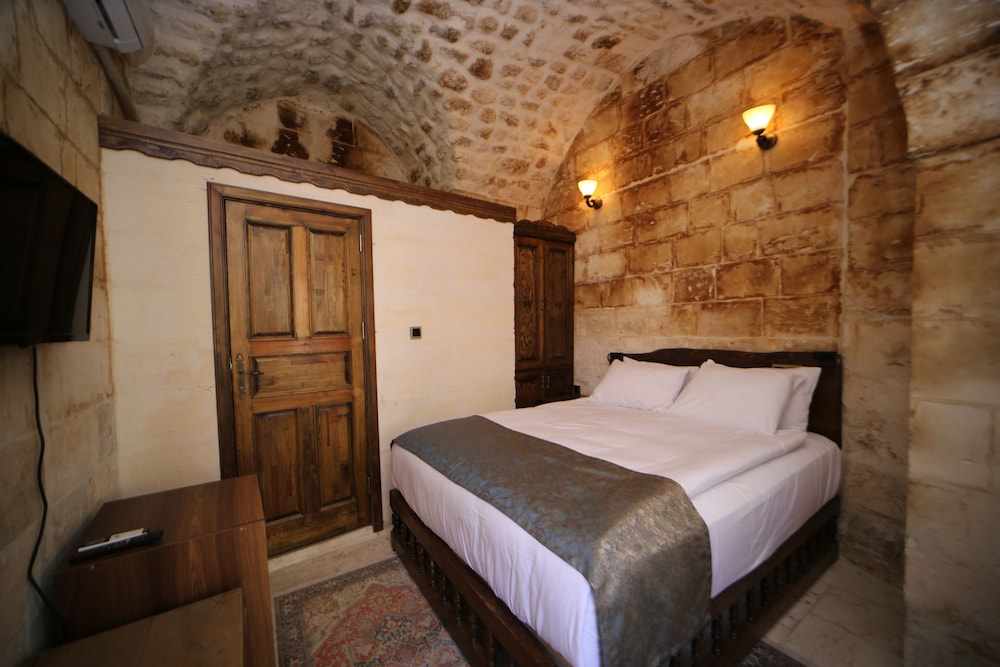Economy Double Room - Photo 2