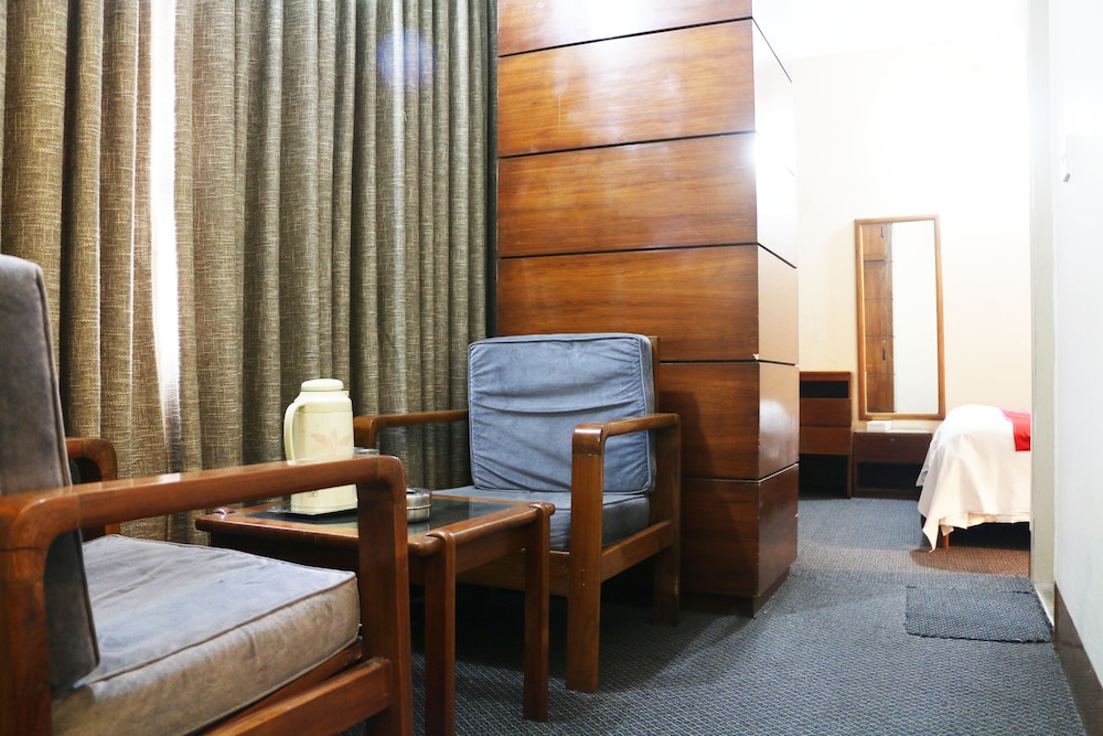 Deluxe Twin Room photo 2