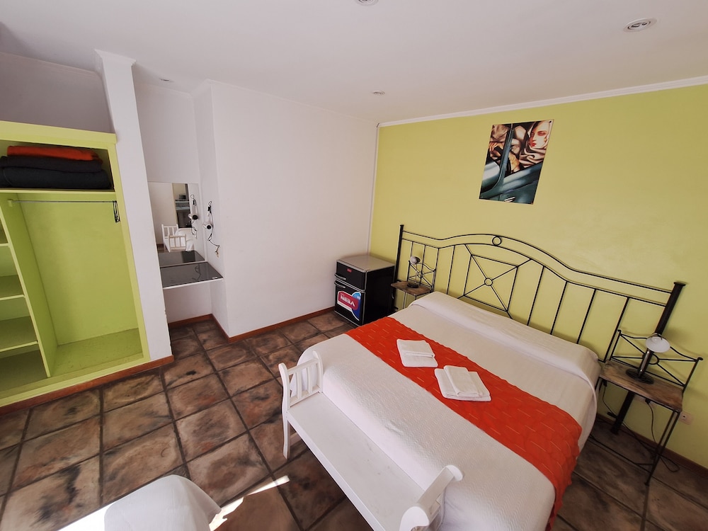 Classic Triple Room photo 2